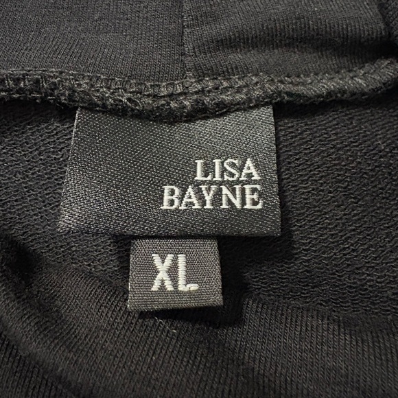 Lisa Bayne Chic Black Long Sleeve Dress with Pockets and Asymmetric Design. - Picture 6 of 14